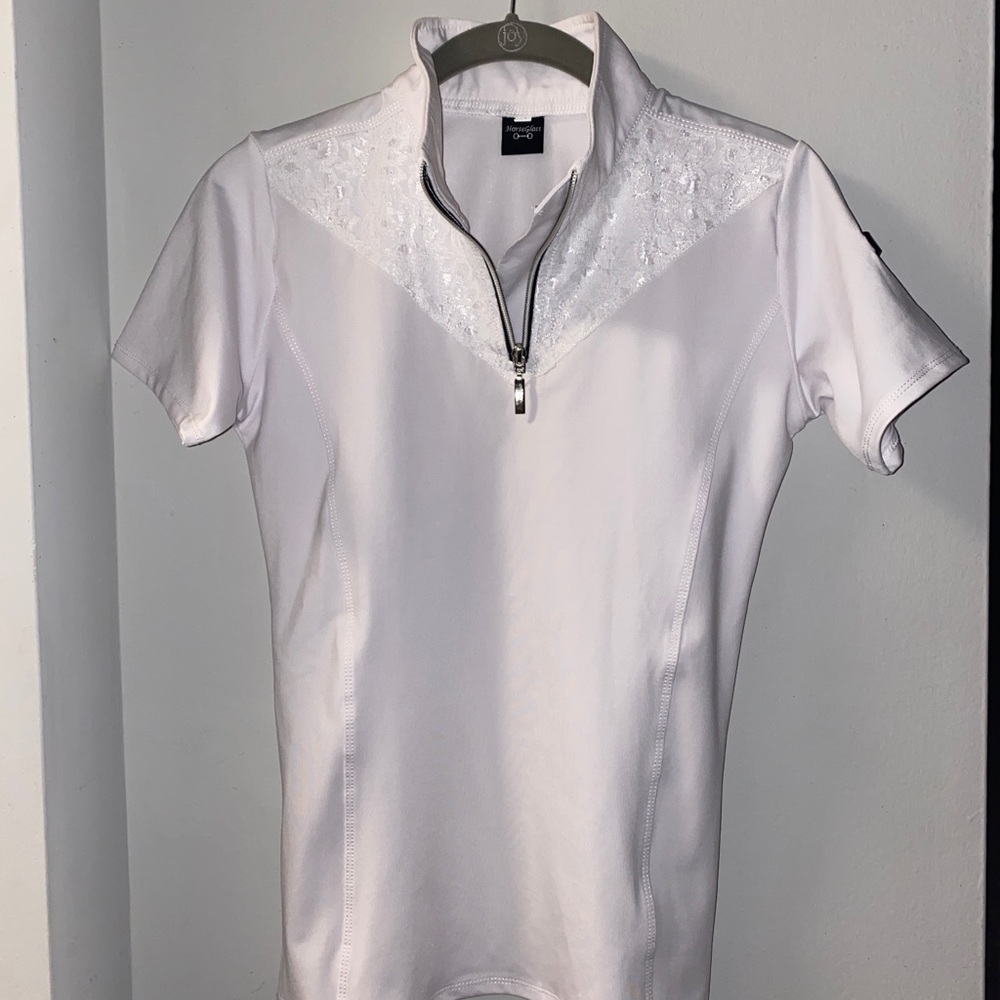 White short sleeved top with lace in the front